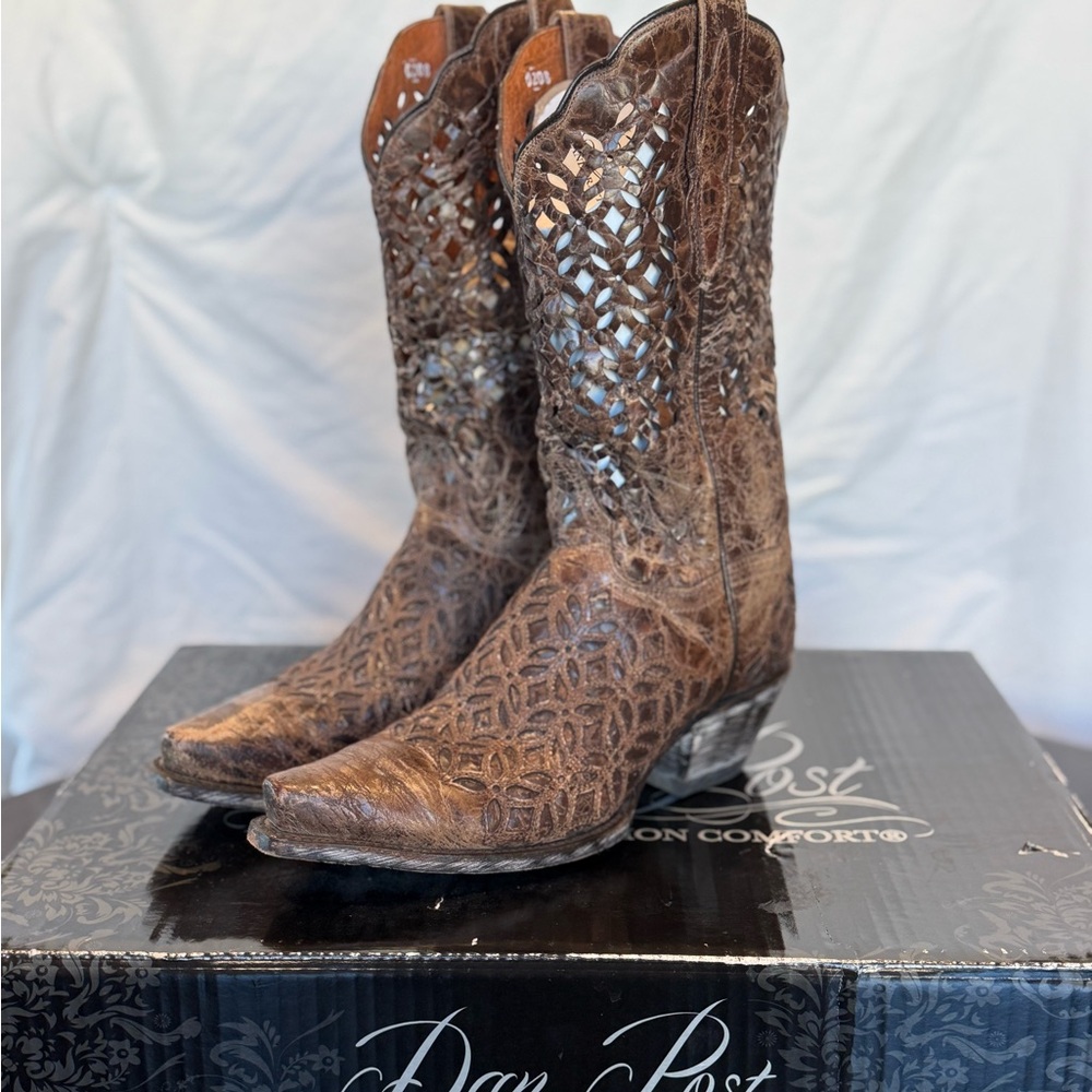Dan Post Vintage Style Western Boots
